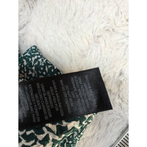 Travelers Chico's Size 1 Shawl Collar Cardigan Sweater Crinkle Knit Lightweight - Picture 7 of 9